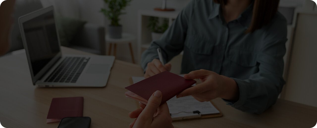 Banking & Compliance — Without the Risk